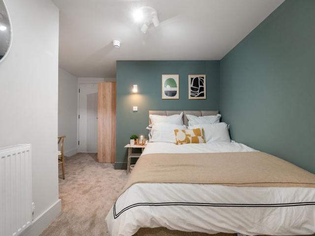Room for rent in Caldermill, East Midlands