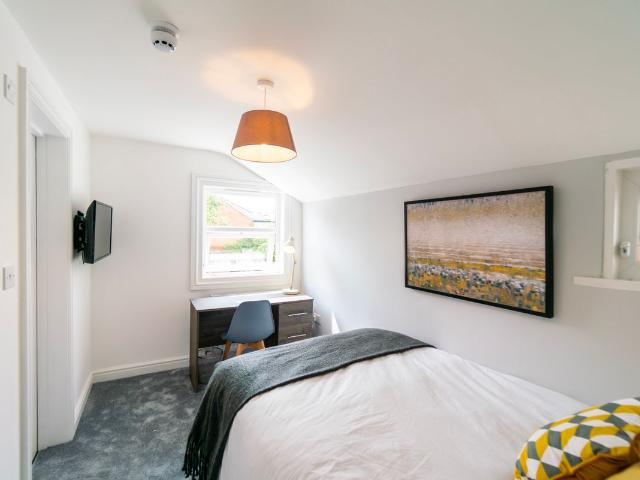Room for rent in Newtown, Reading