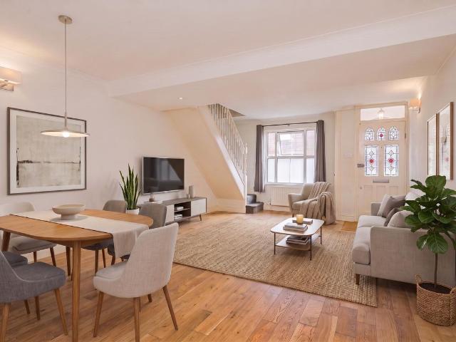 House for rent in London Borough of Richmond upon Thames, Greater London