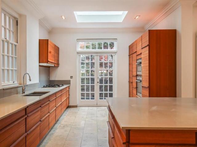 House for rent in St. John's Wood, Greater London