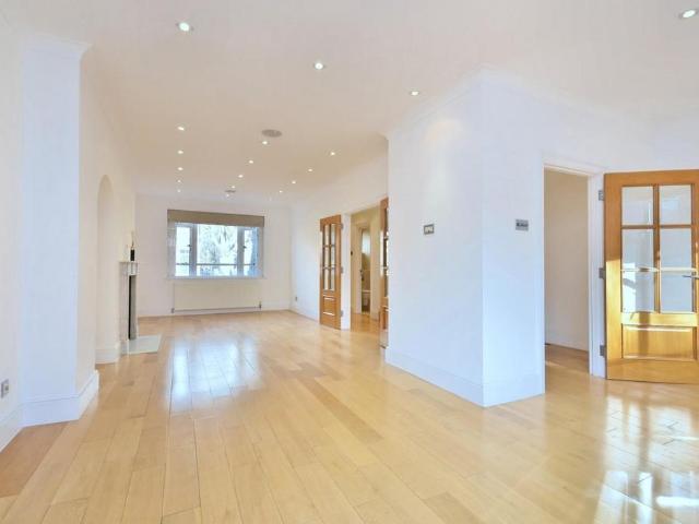 House for rent in St. John's Wood, Greater London