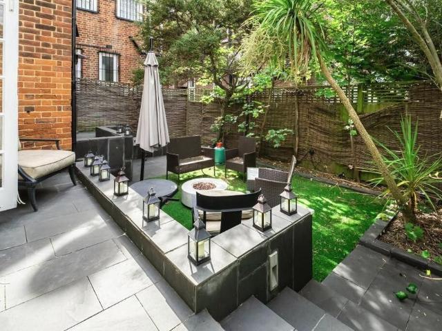 House for rent in St. John's Wood, Greater London