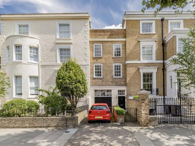 Apartment for rent in St. John's Wood, Greater London