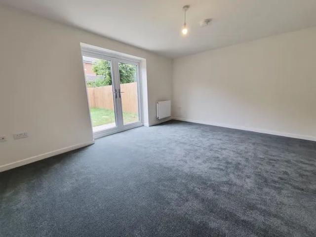House for rent in Whinny Heights, Blackburn