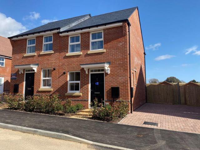 House for rent in Littlecote, West Sussex