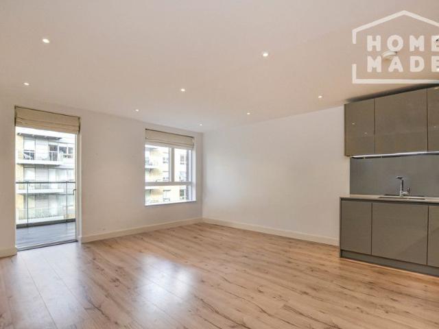 Apartment for rent in Hornsey, Greater London