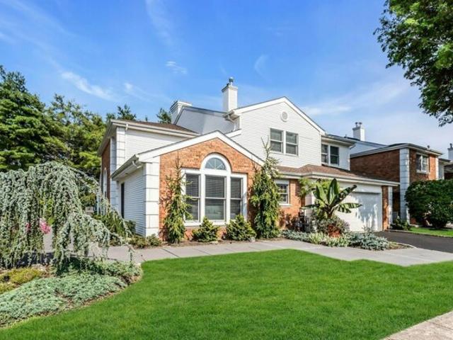 Condo for sale in Commack Condo for sale in Commack