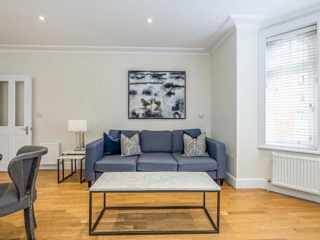 Apartment for rent in Hammersmith, Greater London