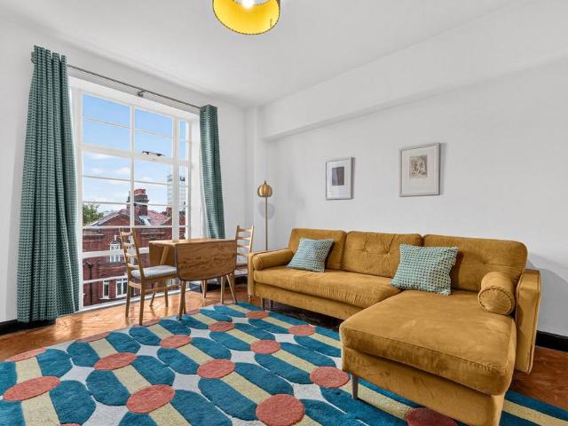 Apartment for rent in Hammersmith, Greater London