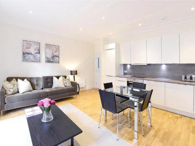Apartment for rent in London Borough of Hammersmith and Fulham, Greater London