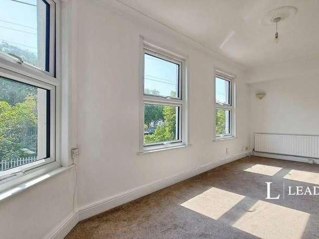 Apartment for rent in Southend City Centre Neighbourhood, Alton Barnes