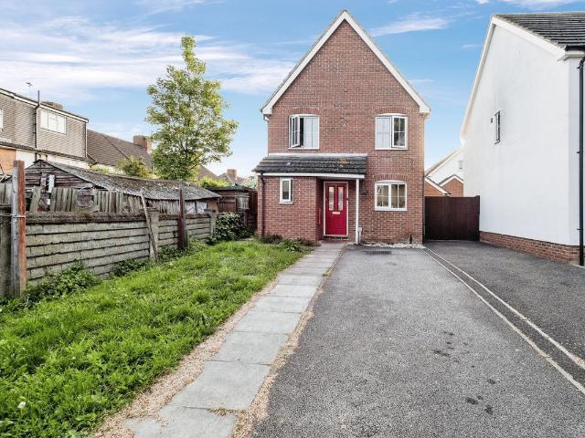 House for rent in Scrattons Farm, Greater London