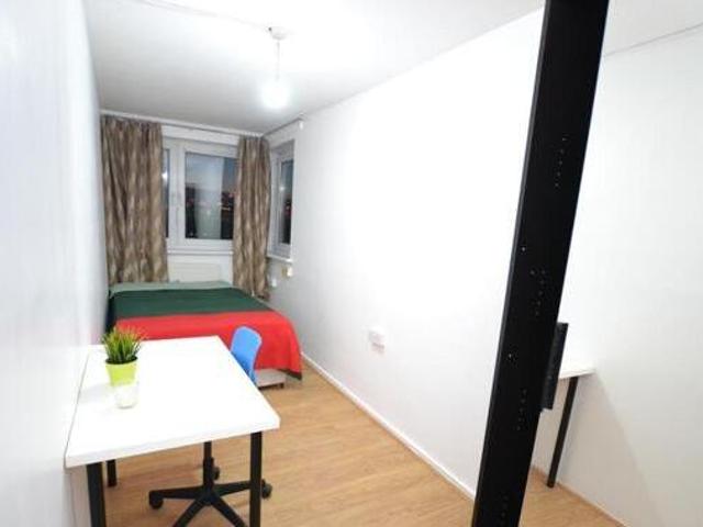 House for rent in Lyons, Greater London