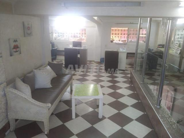 Local commercial vente à Anfa, Gharb-Chrarda-Beni Hssen