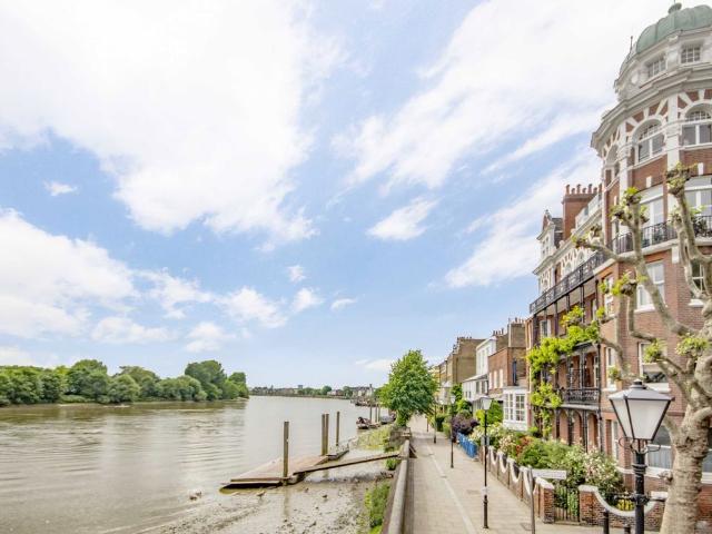 Apartment for rent in Hammersmith, Greater London