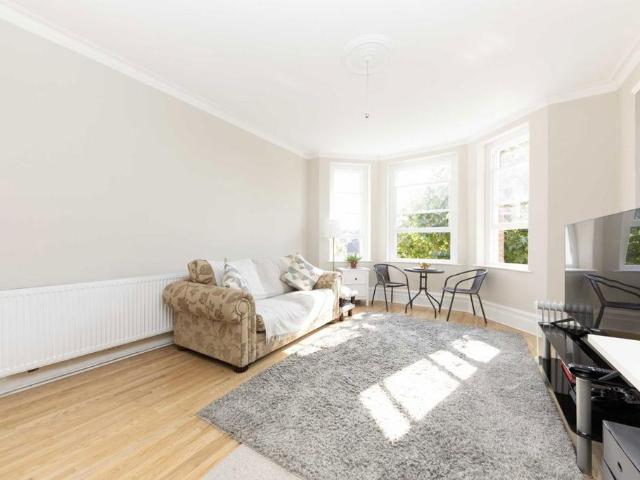 Apartment for rent in Hammersmith, Greater London