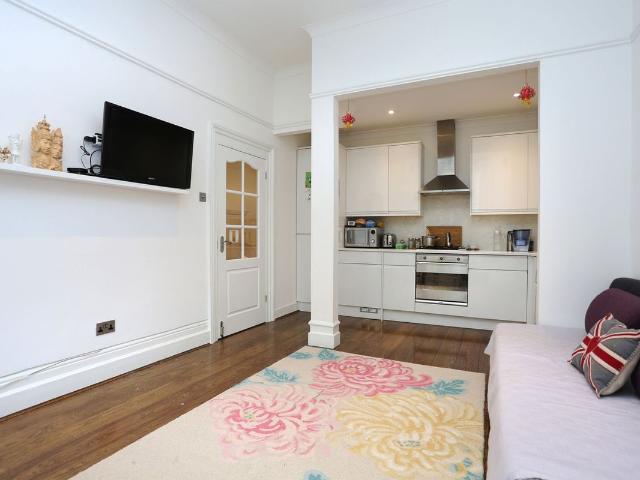 Apartment for rent in Hammersmith, Greater London