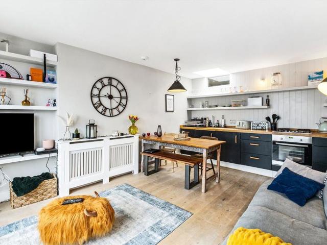 Apartment for rent in Hammersmith, Greater London