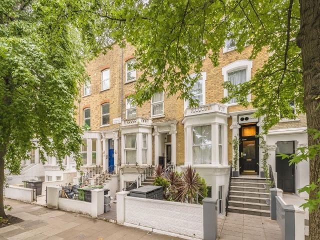 Studio for rent in London Borough of Hammersmith and Fulham, Greater London