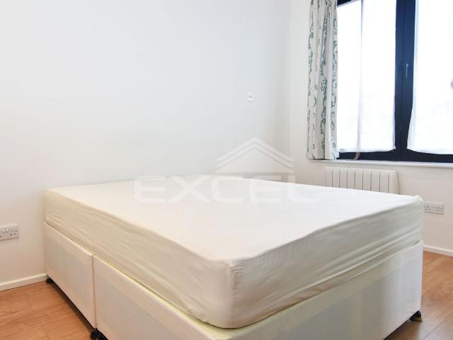 Studio for rent in London Borough of Hammersmith and Fulham, Greater London