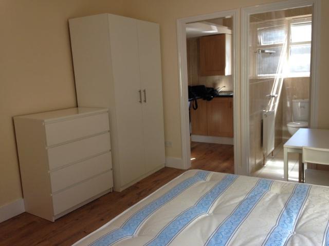 Studio for rent in London Borough of Hammersmith and Fulham, Greater London