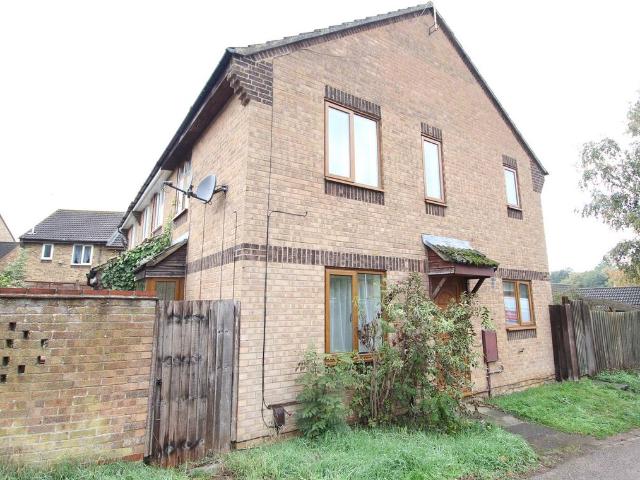 House for rent in Briar Hill, Northampton