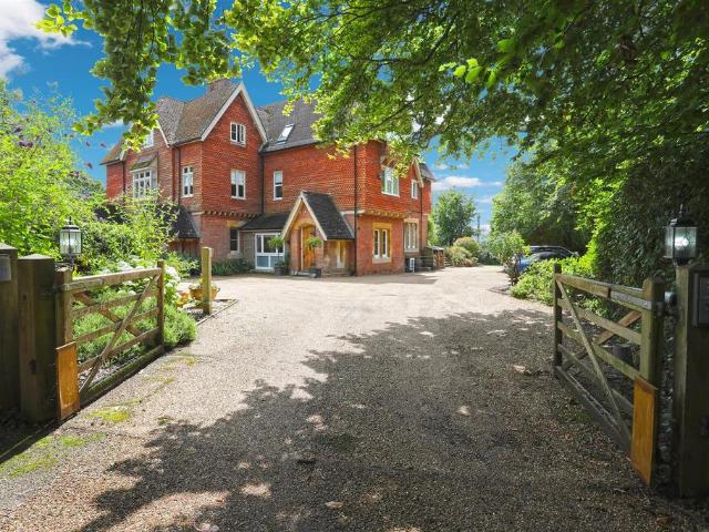 House for rent in Cross In Hand, East Sussex