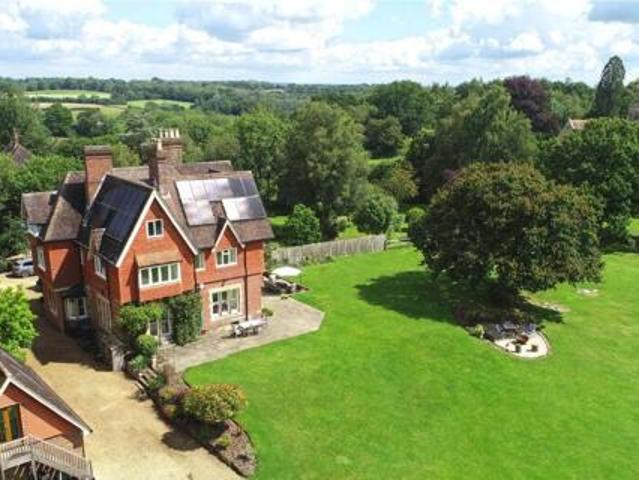 House for sale in Perryfields, West Sussex