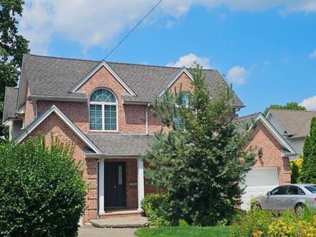 House for sale in Fort Lee, New Jersey