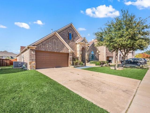 House for sale in Denton, Texas