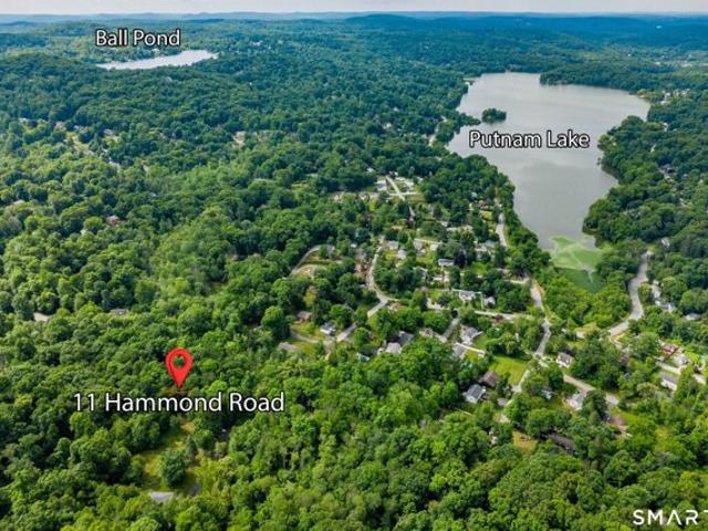House for sale in New Fairfield, Connecticut