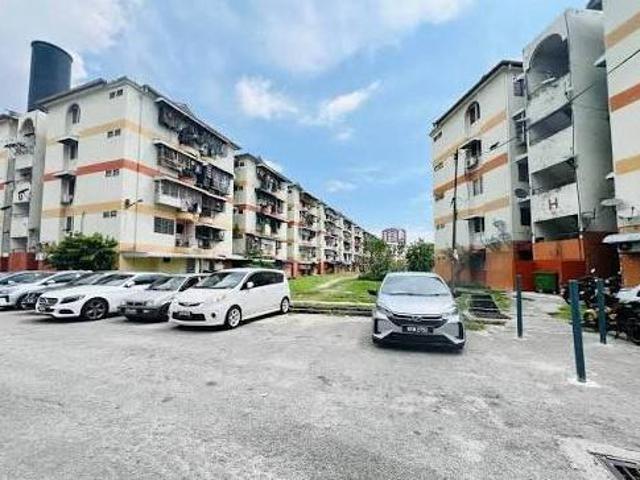 Flat for sale in Georgetown, Penang