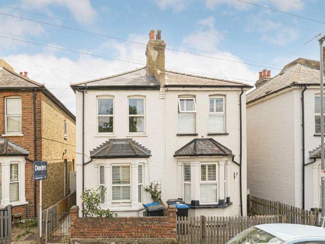 House for rent in Royal Borough of Kingston upon Thames, Greater London