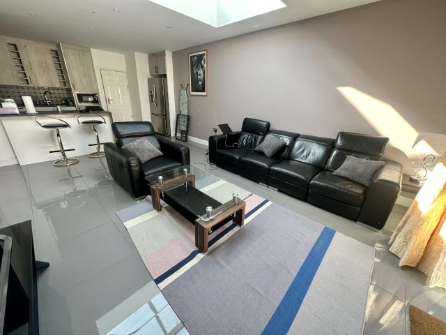 Apartment for rent in Wexham, George Green
