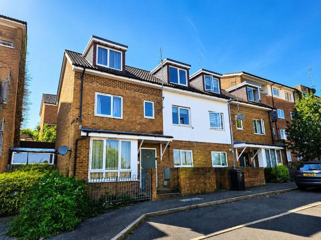 Apartment for rent in Totteridge, Buckinghamshire