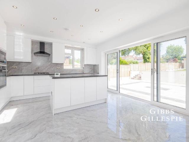 House for rent in Watford Rural, Batchworth
