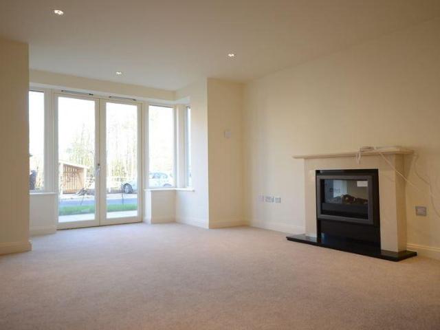 Apartment for rent in Hart, Hampshire
