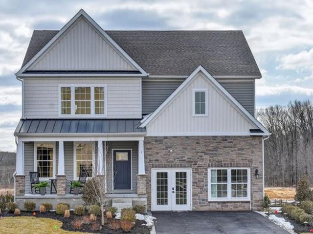 House for sale in Hampshire, Illinois