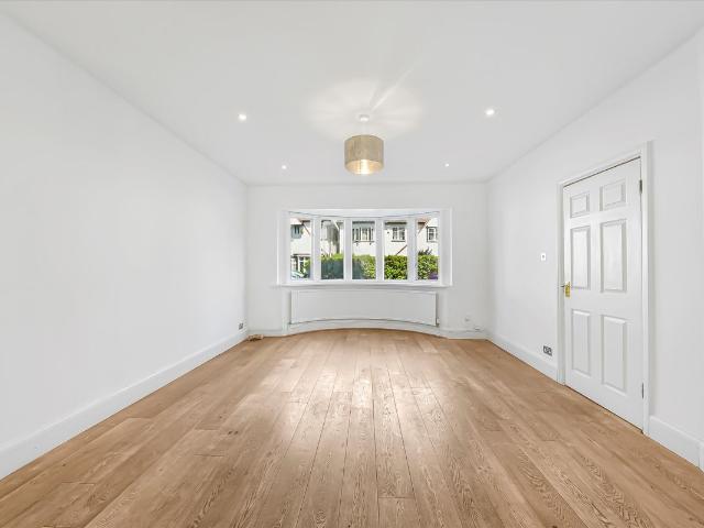 House for rent in Temple Fortune, Greater London