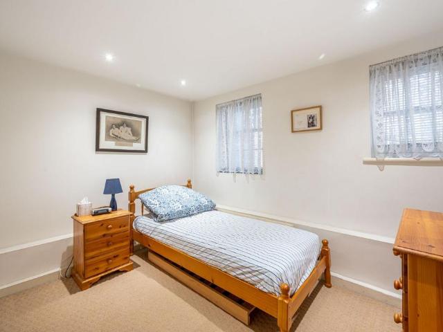 House for rent in Vale of Health, West Hampstead