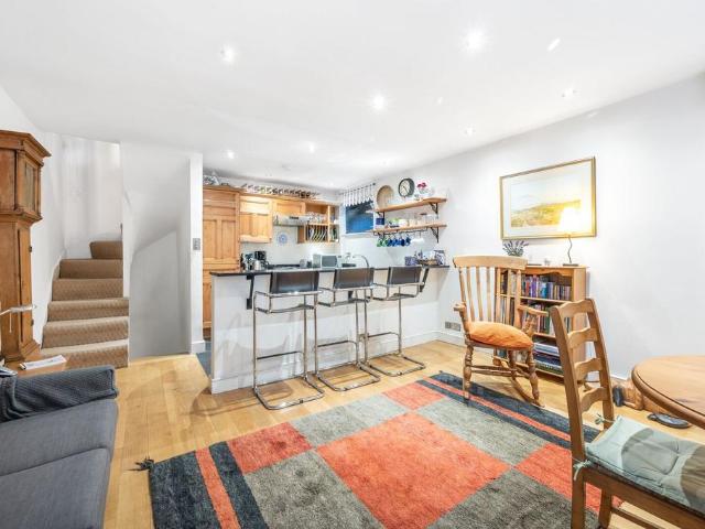 House for rent in Vale of Health, West Hampstead