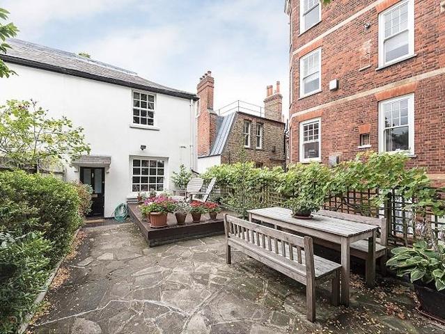 House for rent in Vale of Health, West Hampstead