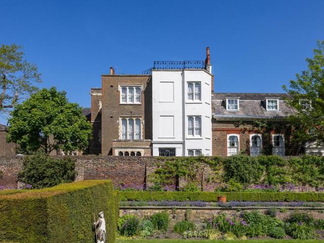 House for rent in Vale of Health, West Hampstead