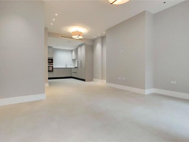 Apartment for rent in Belsize Park, Greater London