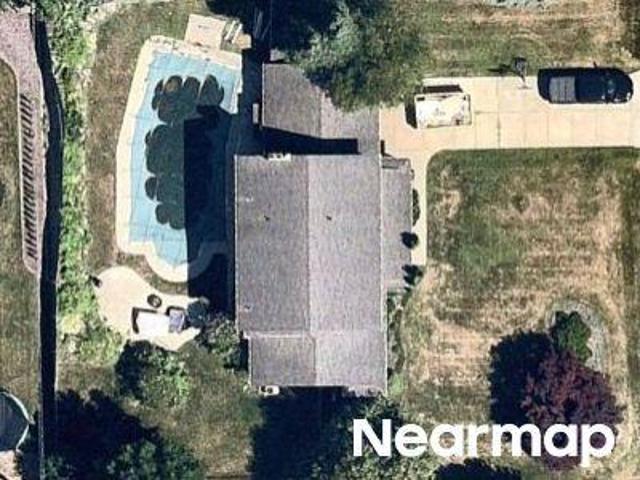 House for sale in Stratford Knolls, Rochester Hills