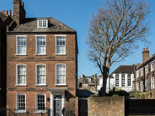 House for sale in Hertfordshire, England