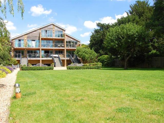 House for rent in Hampton, Greater London