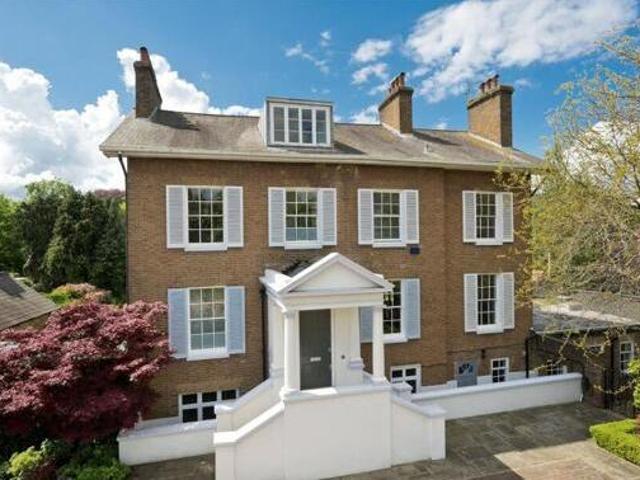 House for sale in Blackhills, Surrey