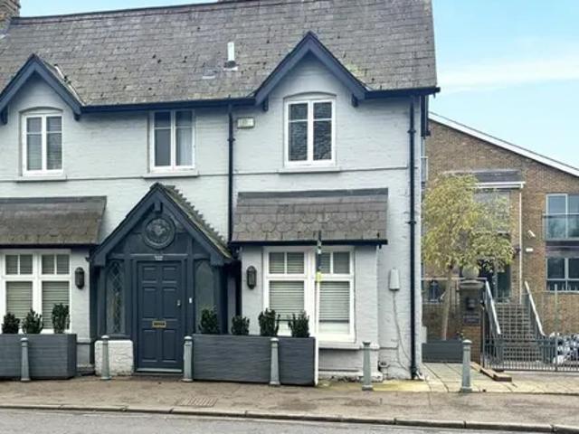 House for rent in Hampton, Greater London
