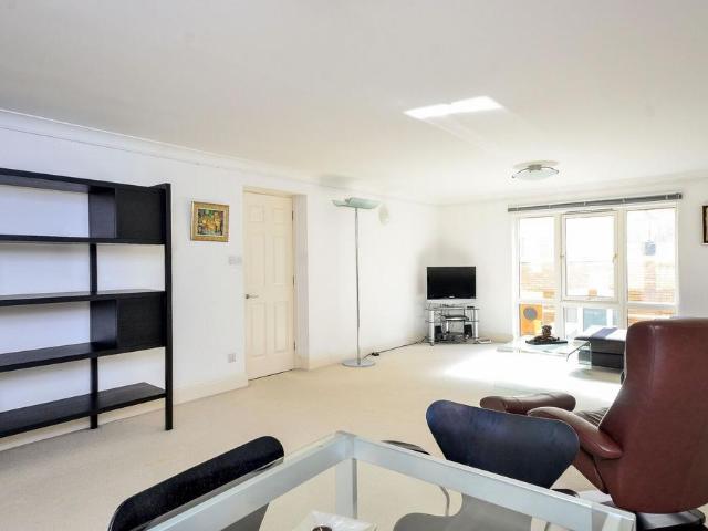 Apartment for rent in Rotherhithe, Greater London